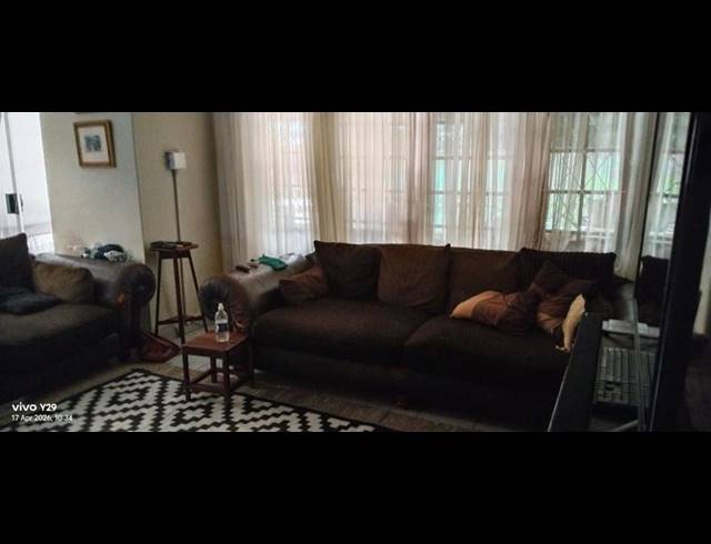 3 BEDROOM PROPERTY TO RENT IN ARBORETUM